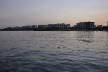 Kıbrıs 'taki güzel Akti Olympion Plajı Limasol