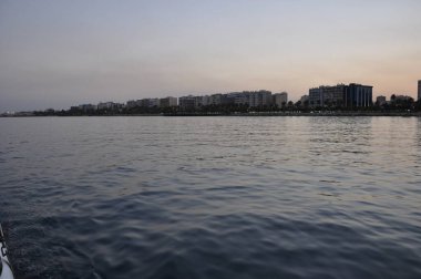 Kıbrıs 'taki güzel Akti Olympion Plajı Limasol