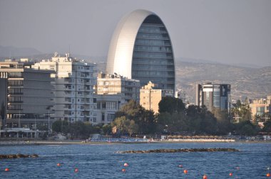 Oval iş ofis binası Kıbrıs Limasol