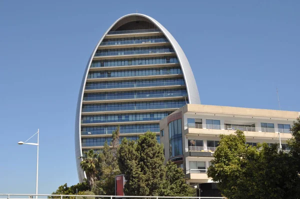 Das Ovale Bürogebäude Limassol Zypern — Stockfoto