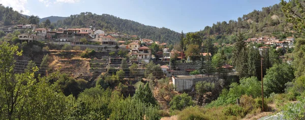 Kıbrıs 'ın Limasol ilindeki güzel Potamitissa köyü