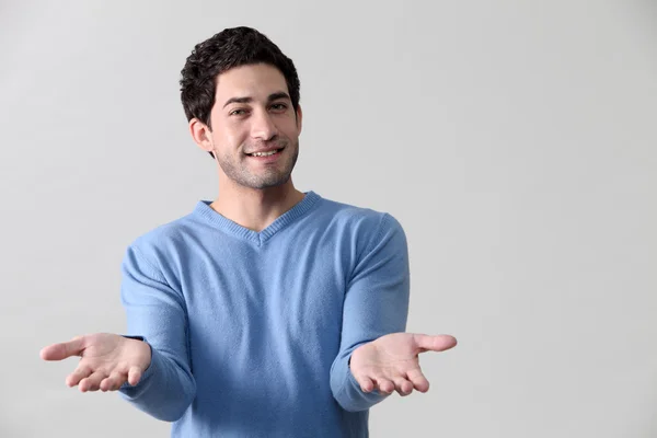 Man giving a helping hand — Stock Photo, Image