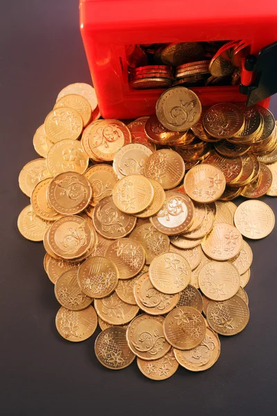 Caja fuerte con monedas — Foto de Stock