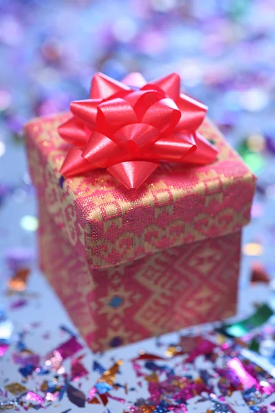 Asian design gift box with ribbon bow — Stock Photo, Image