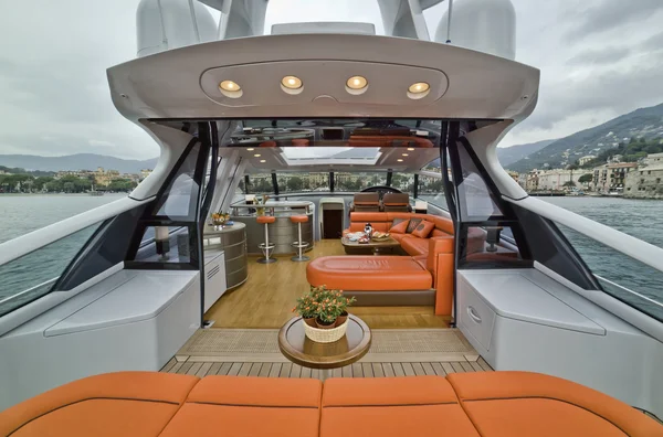Luxury yacht Φωτογραφίες Αρχείου, Royalty Free Luxury yacht Εικόνες | Depositphotos