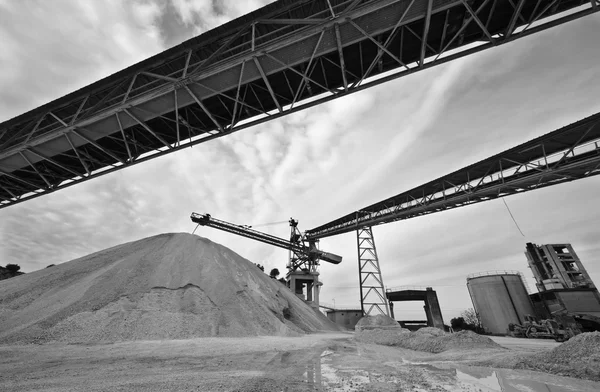 Italy, Maddaloni (Naples), cement factory — Stock Photo, Image