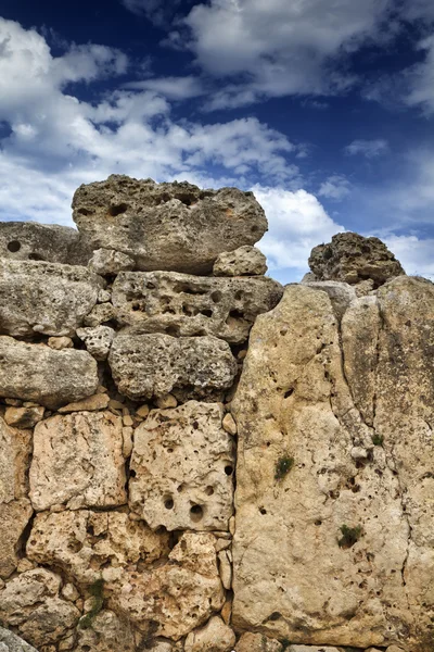 马耳他岛、 戈佐岛、 ggantija 寺庙 （3600-公元前 3000 年），废墟巨石复杂建成分三个阶段的农民和牧民的 inhabiti 社会 — 图库照片