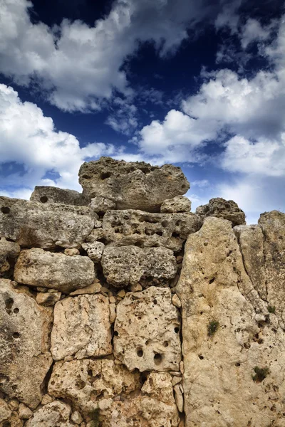 马耳他岛、 戈佐岛、 ggantija 寺庙 （3600-公元前 3000 年），废墟巨石复杂建成分三个阶段的农民和牧民的 inhabiti 社会 — 图库照片
