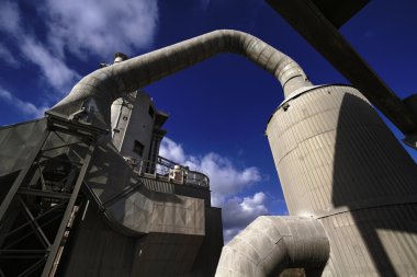 İtalya çimento fabrikası