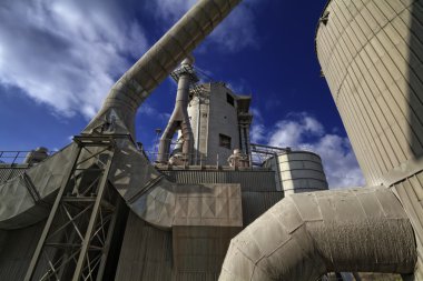 İtalya çimento fabrikası