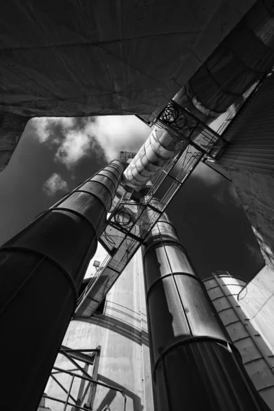Cementfabriek in Italië — Stockfoto