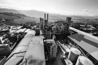 İtalya, maddaloni, çimento fabrikası