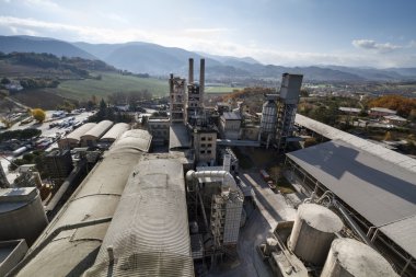 İtalya, maddaloni, çimento fabrikası