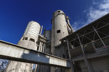 İtalya, maddaloni, çimento fabrikası
