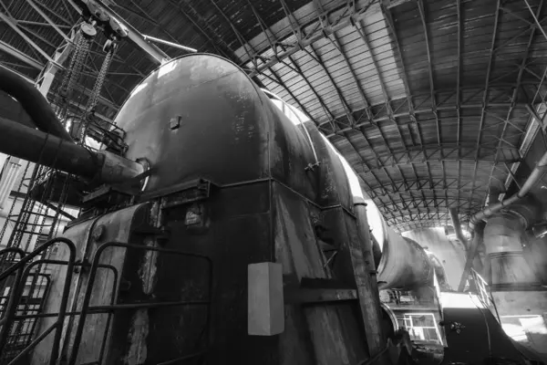 İtalya, maddaloni, çimento fabrikası