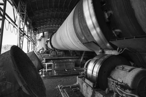 Italy, Maddaloni, cement factory — Stock Photo, Image