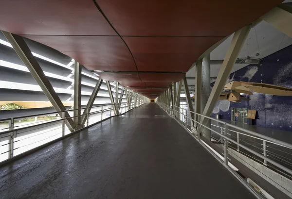 Portugal, Lisbon, Lisbon Oceanarium (Ocean rio de Lisboa), designed by American architect Peter Chermeyeff — Stock Photo, Image