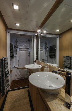 İtalya, Napoli, abaküs 70 lüks yat, Konuklar banyo