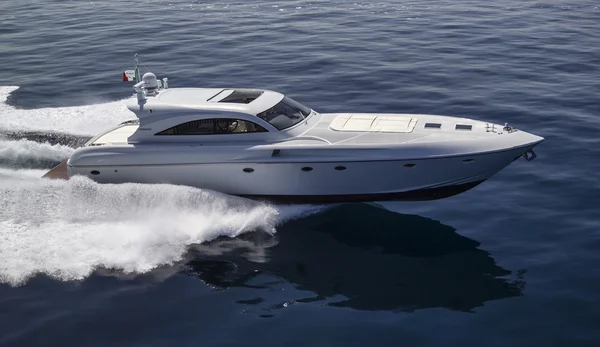 Rizzardi 73 yacht di lusso — Foto Stock