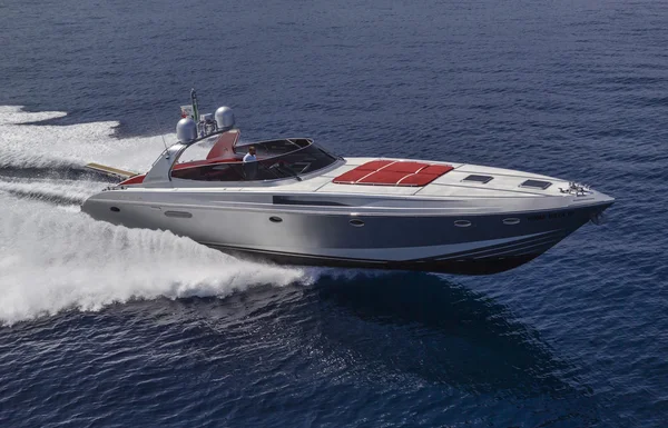 Rizzardi 63 luxury yacht — Stock Photo, Image