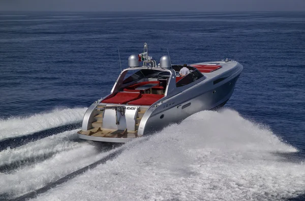 Rizzardi 63 luxury yacht — Stock Photo, Image