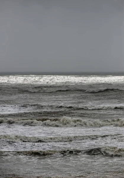 Mare Mediterraneo mosso in inverno — Foto Stock