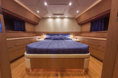 rizzardi 73ht yat, VIP yatak odası