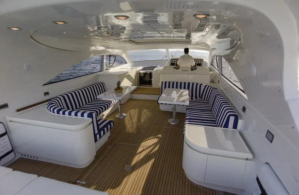 Rizzardi 73 yacht de luxe, cockpit — Photo