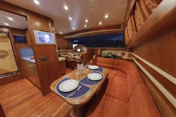 Dinette on luxury yacht RIZZARDI TEKNEMA 65 — Stock Photo, Image