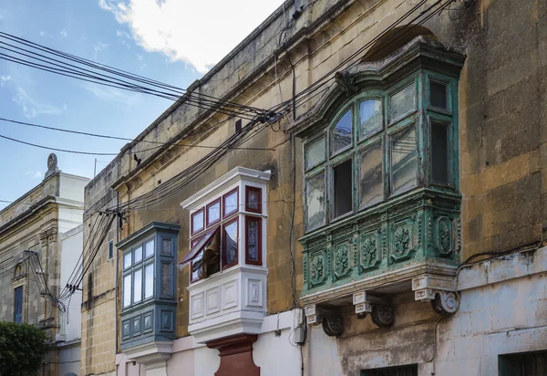 Malta, Gozo Island, Victoria city, ventanas típicas maltesas — Foto de Stock