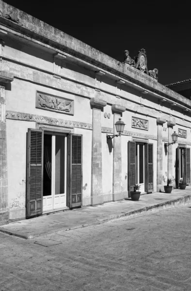 The baroque facade of a private building — Stock Photo, Image