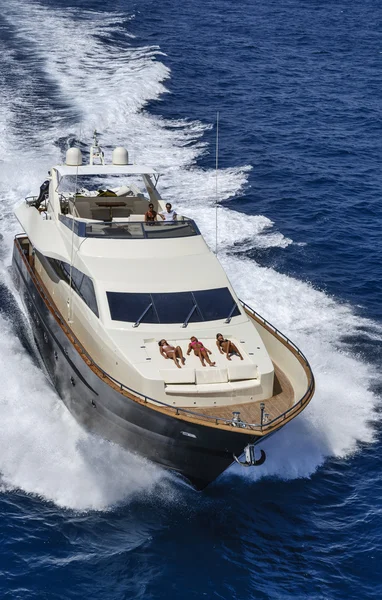 82" luxus yacht, légifelvételek — Stock Fotó