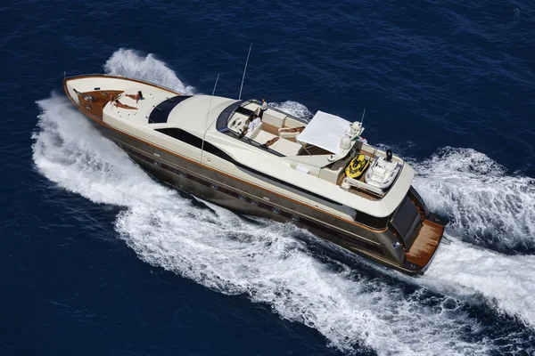 Italia, Mar Tirreno, al largo della costa di Viareggio, 82 'yacht di lusso, vista aerea — Foto Stock