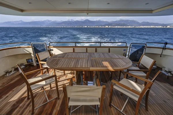 Italy, Tyrrhenian sea, off the coast of Viareggio, 82 'luxury yacht, stern sundeck — стоковое фото