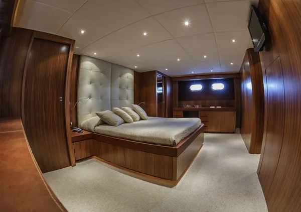 Italy, Viareggio, 82 'luxury yacht, master bedroom — стоковое фото