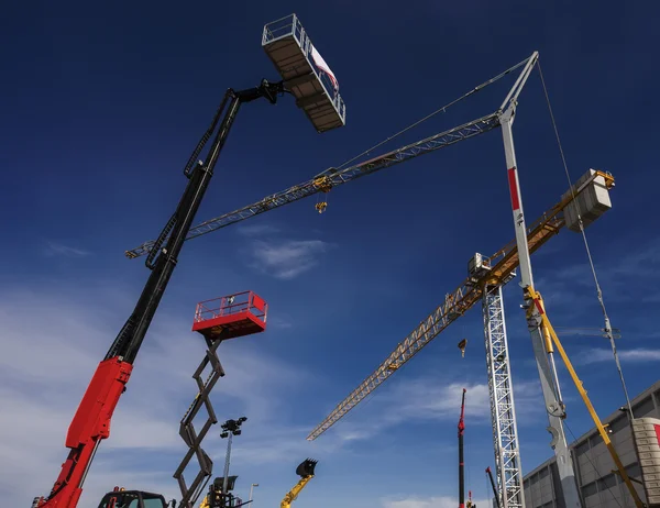 Tower cranes — Stock Photo, Image