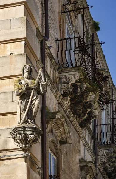Italie, Sicile, Raguse Ibla, la façade baroque du Palais Cosentini — Photo
