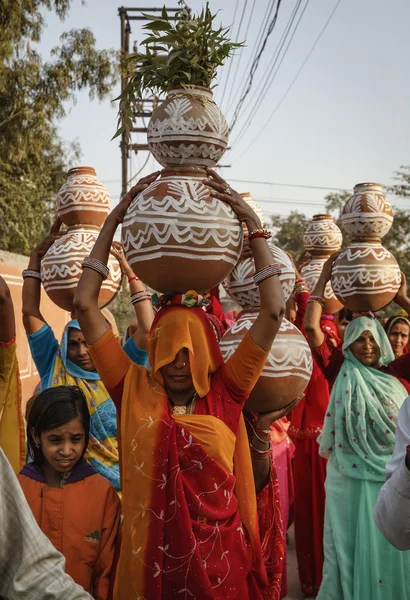 印度拉贾斯坦邦、 斋浦尔、 印度籍女子在婚礼上 — 图库照片
