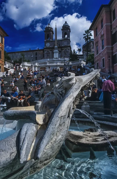 View of the Spanish Steps and the Barcaccia fountain — Stock Photo, Image
