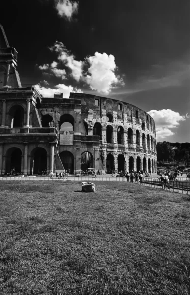 Veduta del Colosseo Romano — Foto Stock