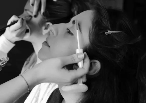 Women at a professional make-up salon, Italy, Sicily — Stock Photo, Image