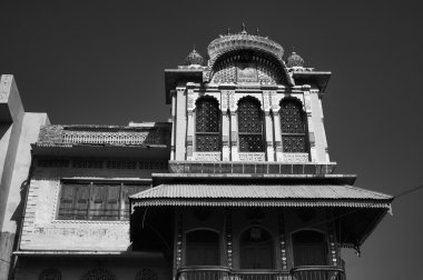 eski özel evin cephe