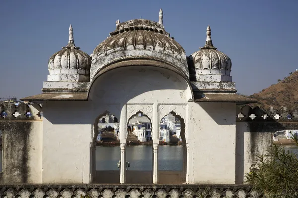 Ινδία, rajasthan, pushkar, θέα στην πόλη και η ιερή λίμνη — Φωτογραφία Αρχείου