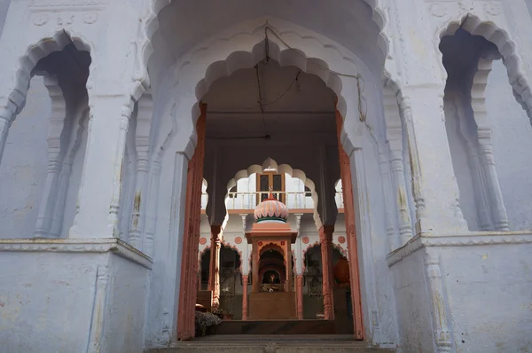 Hindu temple entrance — Stock Photo, Image