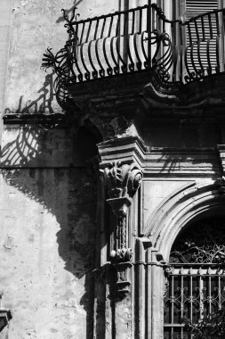 orijinal balkon Barok yapı Cephe Sistemleri