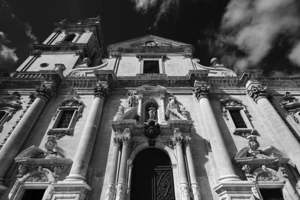 聖ヨハネ大聖堂のファサード — ストック写真