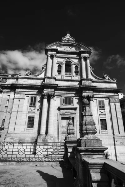 Baroque church facade — Stock Photo, Image