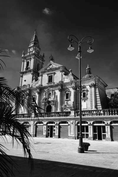 Veduta della facciata barocca della Cattedrale di San Giovanni — Foto Stock