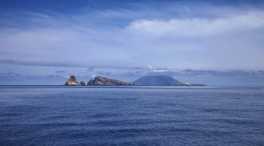 스트롬볼리 섬 바다에서의 보기