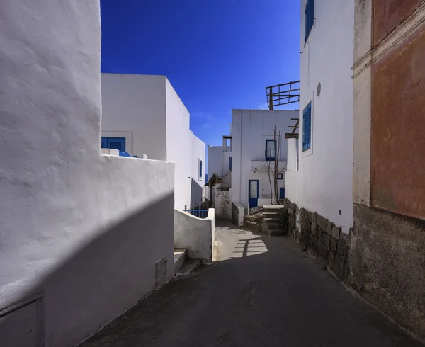 Private houses in a residencial area of the island — Stock Photo, Image